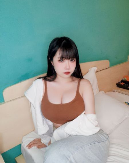 免费成人深夜夜行P站_高清手机免费观看完整
