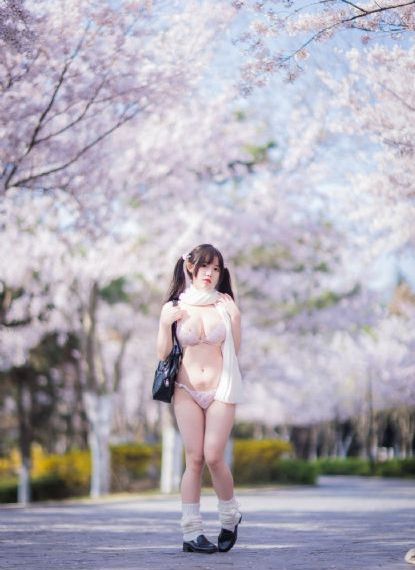 yy111111少妇影院在线电影_影视大全免费在线观看播放