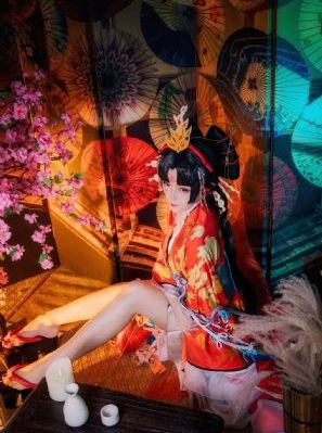 丰满少妇2中文在线_超清视频大全
