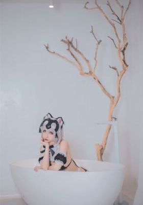 又色又爽又黄的吃奶AV_欧美在线观看